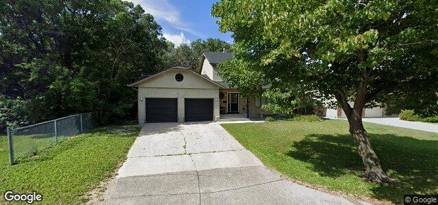 227 Barker Boulevard（加拿大曼尼托巴省温尼伯市）房屋照片