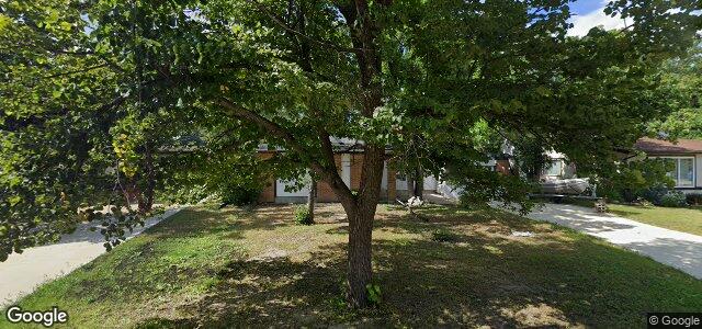 239 Barker Boulevard（加拿大曼尼托巴省温尼伯市）房屋照片