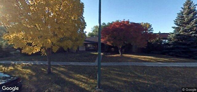 419 Barker Boulevard（加拿大曼尼托巴省温尼伯市）房屋照片