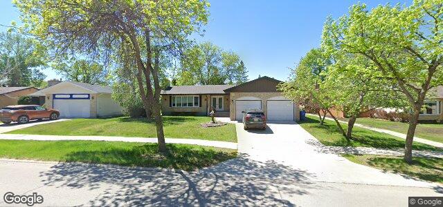 74 Barker Boulevard（加拿大曼尼托巴省温尼伯市）房屋照片