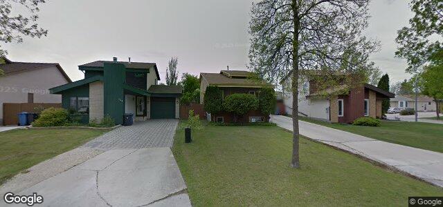 109 Spruce Thicket Walk（加拿大曼尼托巴省温尼伯市）房屋照片