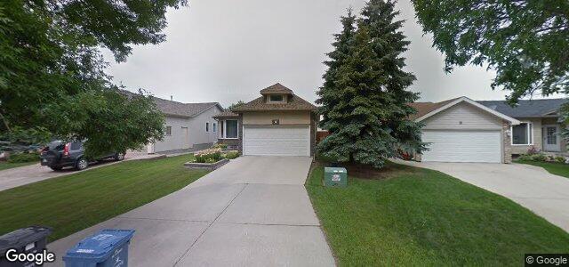 Photo of 12 Riverwest Road in Winnipeg, Manitoba