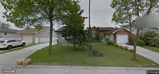 122 Spruce Thicket Walk（加拿大曼尼托巴省温尼伯市）房屋照片