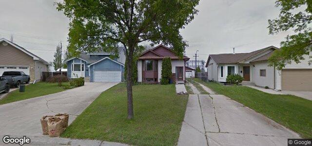 126 Pinetree Crescent（加拿大曼尼托巴省温尼伯市）房屋照片