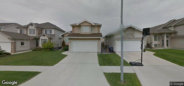 135 Swinford Way（加拿大曼尼托巴省温尼伯市）房屋照片