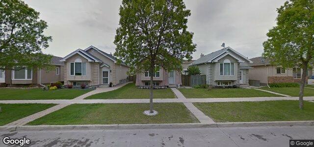 136 Maplegrove Road（加拿大曼尼托巴省温尼伯市）房屋照片