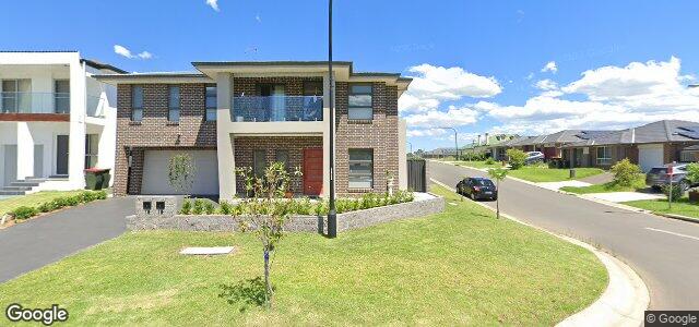 Photo of 18 Riverstone Road in Winnipeg, Manitoba