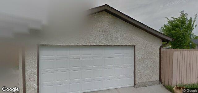 204 Red River Boulevard W（加拿大曼尼托巴省温尼伯市）房屋照片