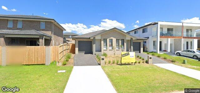 22 Riverstone Road（加拿大曼尼托巴省温尼伯市）房屋照片