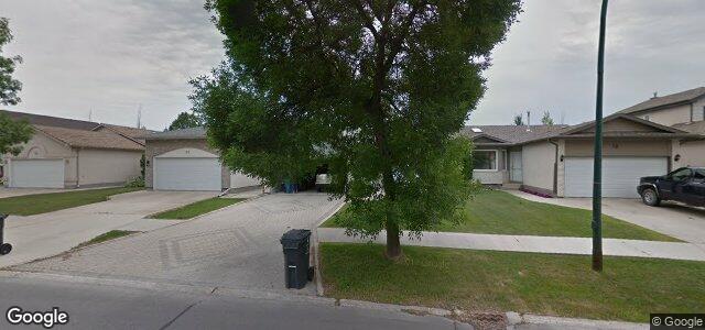 23 Riverwest Road（加拿大曼尼托巴省温尼伯市）房屋照片