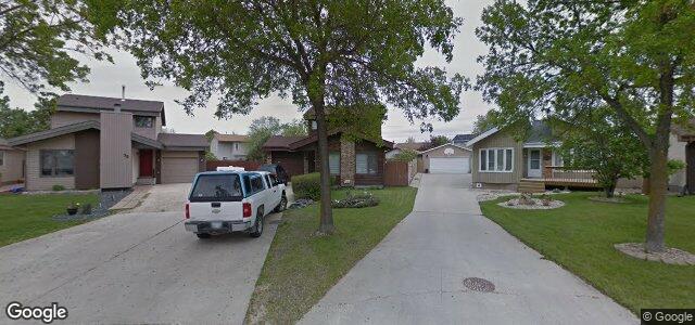 31 Spruce Thicket Walk（加拿大曼尼托巴省温尼伯市）房屋照片