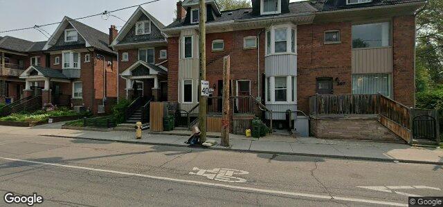 Larawan ng 371 Woodbine Avenue sa Winnipeg, Manitoba