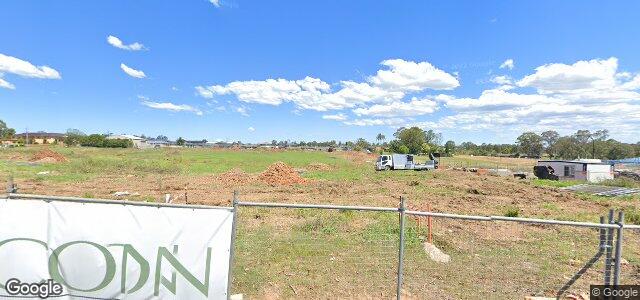 60 Riverstone Road（加拿大曼尼托巴省溫尼伯市）房屋照片