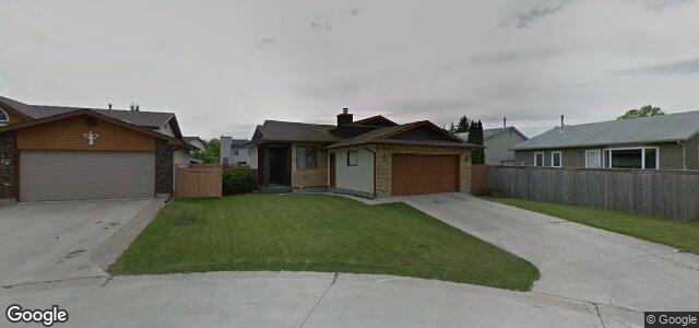 74 Red River Boulevard W（加拿大曼尼托巴省温尼伯市）房屋照片