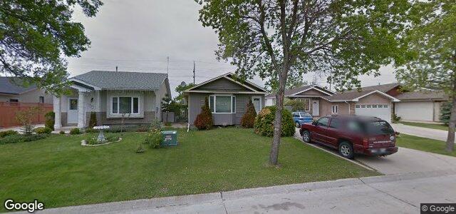 98 Pinetree Crescent（加拿大曼尼托巴省温尼伯市）房屋照片