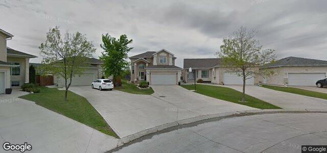 28 Meadowcrest Bay（加拿大曼尼托巴省温尼伯市）房屋照片