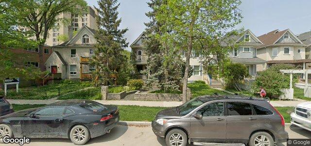 Photo of 381 Wardlaw Avenue in Winnipeg, Manitoba