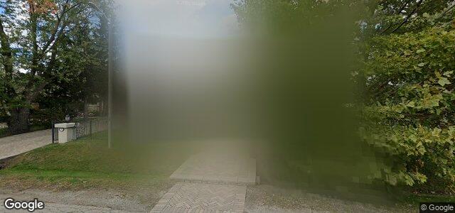 Larawan ng 252 Arnold Avenue sa Winnipeg, Manitoba