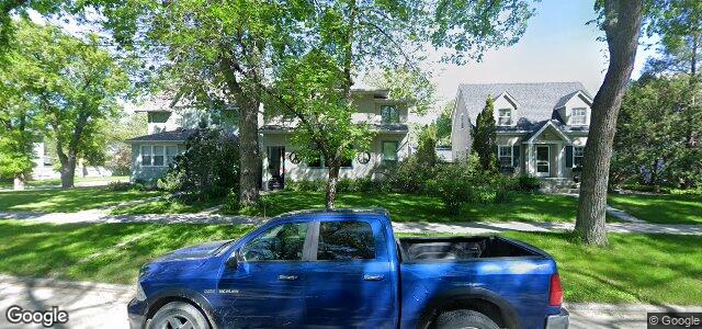 317 Maplewood Avenue（加拿大曼尼托巴省温尼伯市）房屋照片