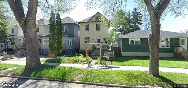 Photo of 392 Brandon Avenue in Winnipeg, Manitoba