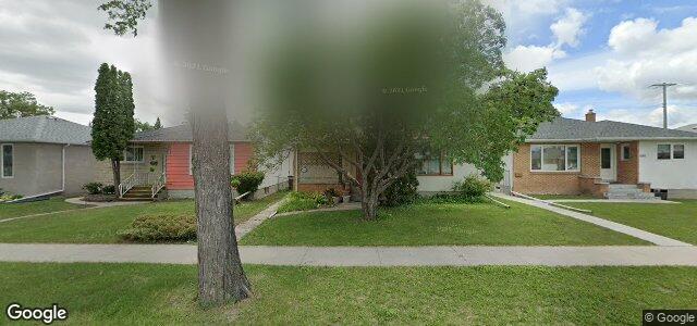 Photo of 1096 Machray Avenue in Winnipeg, Manitoba
