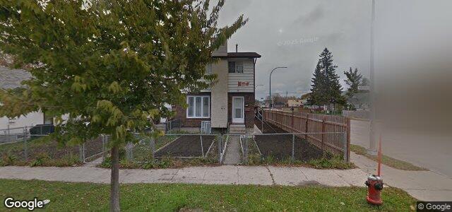 373 Airlies Street（加拿大曼尼托巴省温尼伯市）房屋照片