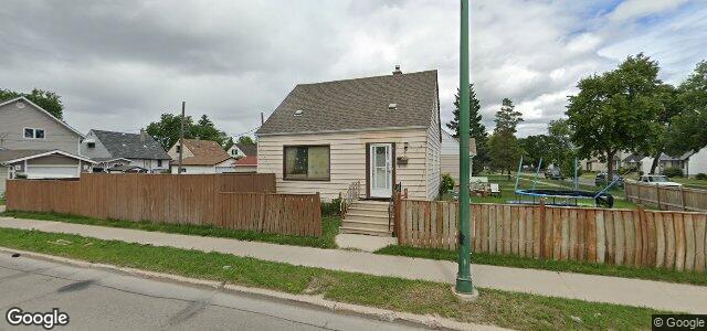 390 Radford Street（加拿大曼尼托巴省温尼伯市）房屋照片