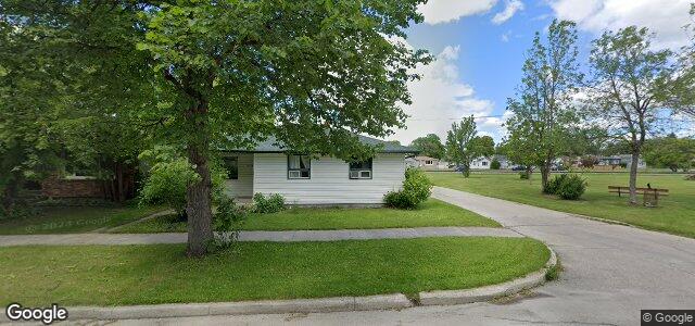 Photo of 426 Cairnsmore Street in Winnipeg, Manitoba