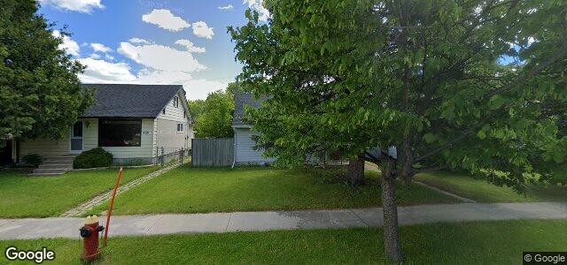 Larawan ng 435 Cairnsmore Street sa Winnipeg, Manitoba