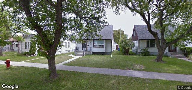 447 Radford Street（加拿大曼尼托巴省温尼伯市）房屋照片