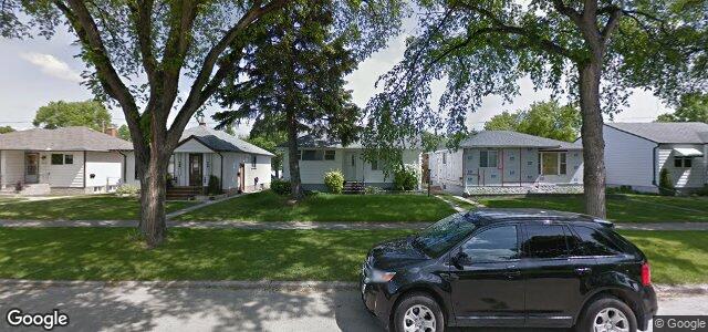 Larawan ng 811 Bannerman Avenue sa Winnipeg, Manitoba