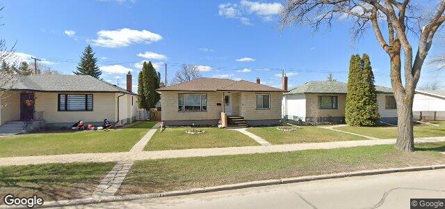 Photo of 844 Inkster Boulevard in Winnipeg, Manitoba