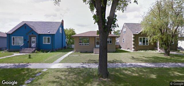 Photo of 850 Bannerman Avenue in Winnipeg, Manitoba