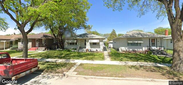 Photo of 895 Inkster Boulevard in Winnipeg, Manitoba