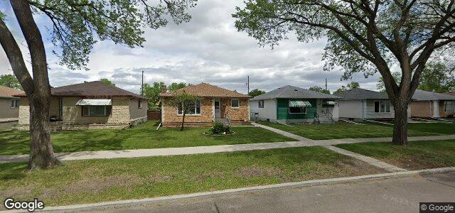 Larawan ng 991 Machray Avenue sa Winnipeg, Manitoba