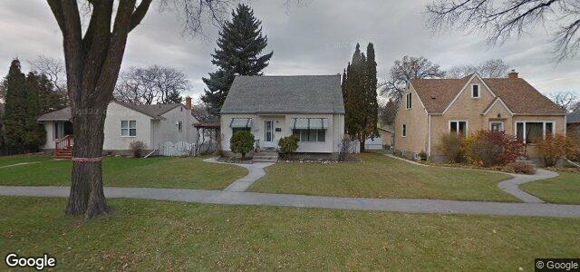 Larawan ng 247 Thurso Street sa Winnipeg, Manitoba