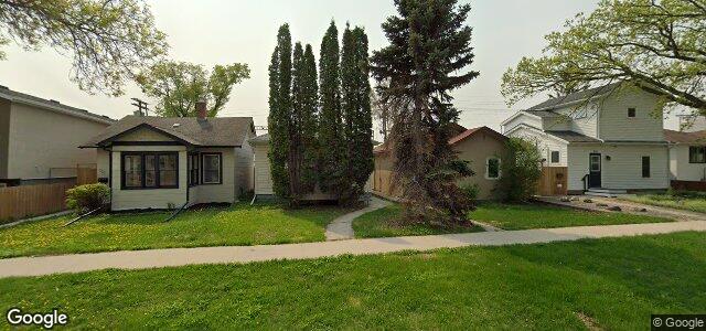 Larawan ng 924 Lorette Avenue sa Winnipeg, Manitoba