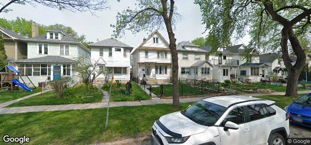 Photo of 933 Warsaw Avenue in Winnipeg, Manitoba