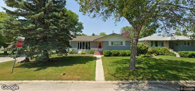 102 Kirkwall Crescent（加拿大曼尼托巴省温尼伯市）房屋照片