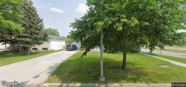 103 Quiring Bay（加拿大曼尼托巴省温尼伯市）房屋照片