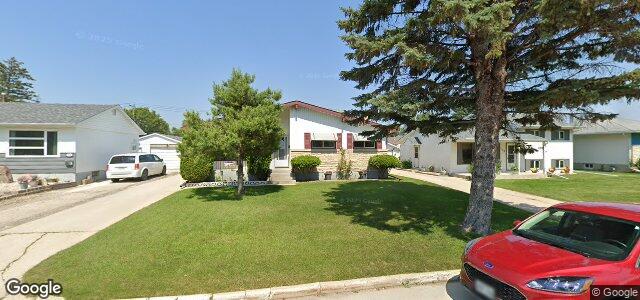 104 Macaulay Crescent（加拿大曼尼托巴省温尼伯市）房屋照片