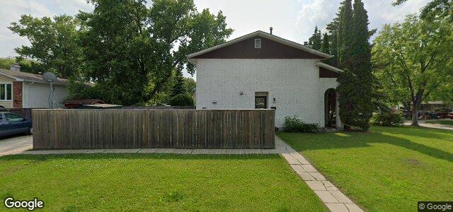 105 Callum Crescent（加拿大曼尼托巴省温尼伯市）房屋照片