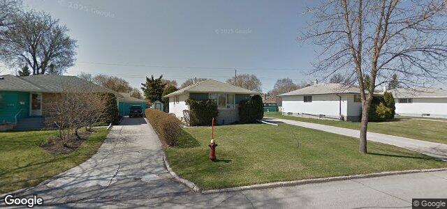 110 De Graff Bay（加拿大曼尼托巴省温尼伯市）房屋照片