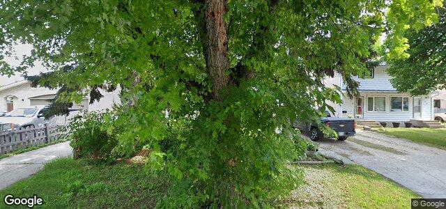 111 Edelweiss Crescent（加拿大曼尼托巴省温尼伯市）房屋照片