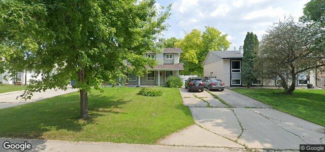 Larawan ng 14 Callum Crescent sa Winnipeg, Manitoba
