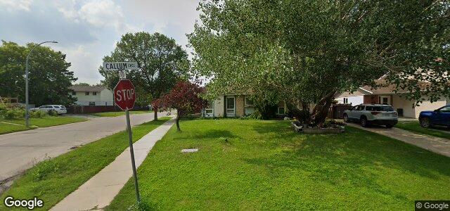 142 Callum Crescent（加拿大曼尼托巴省温尼伯市）房屋照片