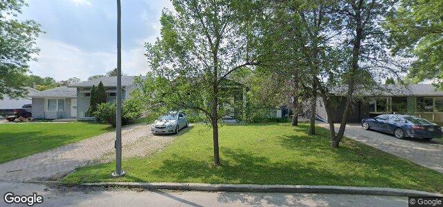 15 Quiring Bay（加拿大曼尼托巴省温尼伯市）房屋照片