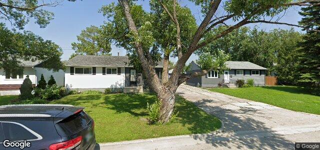 Photo of 160 Broad Bay in Winnipeg, Manitoba