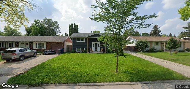 19 Edelweiss Crescent（加拿大曼尼托巴省温尼伯市）房屋照片