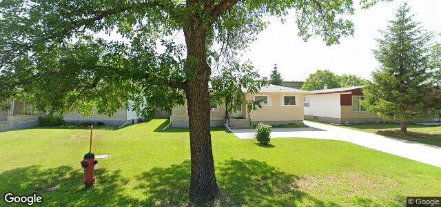 202 Donwood Drive（加拿大曼尼托巴省温尼伯市）房屋照片